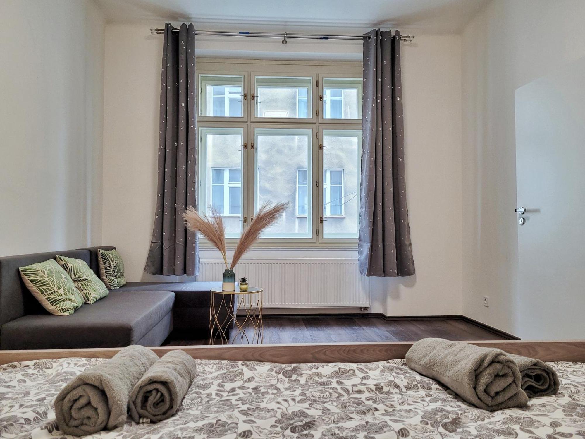 Modern Near Wenceslas Square Apartamento *